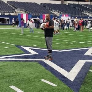 Meet your Posher, Moises